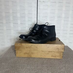 Born Women’s Black Leather Elexis Ankle Tie Bootie Medium Width Size 8.5